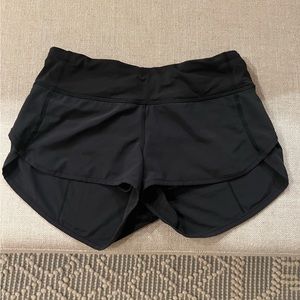 Lululemon shorts size 4